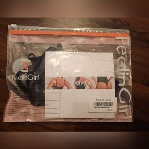 FEELIN GIRL Shaper. Black. M/L. NEVER WORN!!